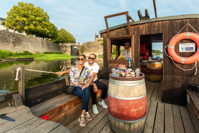 toue-cabanee-combleux